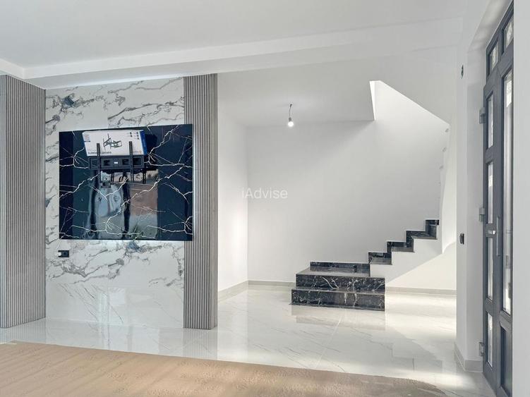 CASA MODERNA CU VEDERE PANORAMICA SPRE MUNTI in Cristian - 6