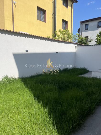 Vila individuala noua, 300 mp, 4 camere, 3 bai, curte, parcare, zona 1 Decembrie - 15