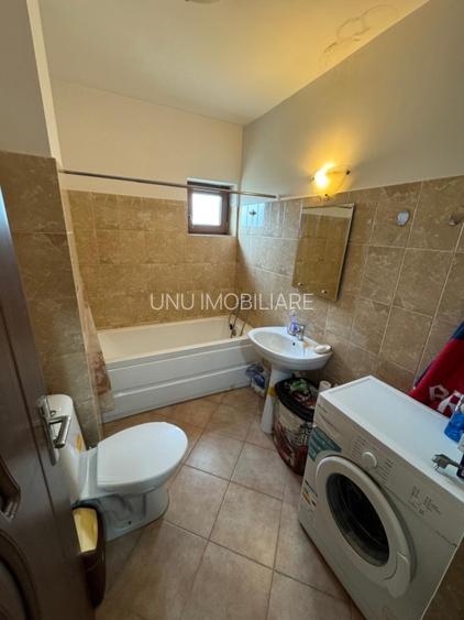 Apartament 1 camera decomandat etaj 2/3 - loc de parcare-mobilat - liber - 3