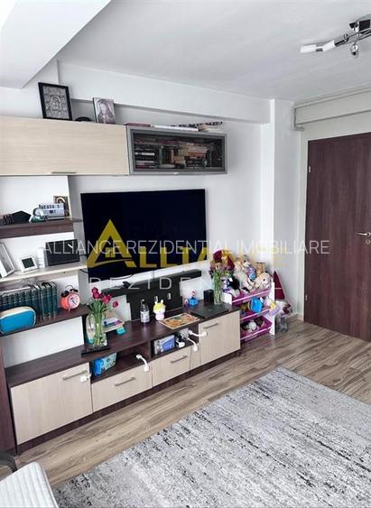{Metrou Dimitrie Leonida } Apartament de 2 camere mobilat - 2