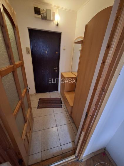 Apartament cu 2 camere, zona Tatarasi - 6