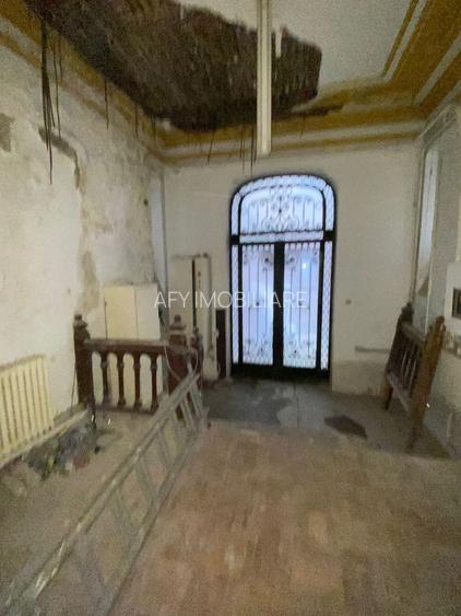 De Vanzare Vila Interbelica, 8-10 Camere, Romana - Zodiac - 12