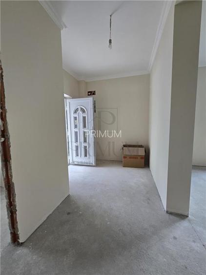 Duplex deosebit - zona excelenta - toate utilitatile - finisaje TOP - 32