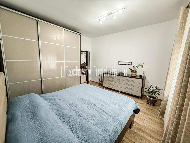 Casa cu Etaj si Curte Mare- 4 camere si 2 bai 130 mp - Parcare 2 Masini - Foisor - 20