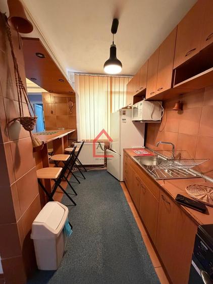 Apartament cu 3 camere, Decomandat, Piata Unirii-Ultra Central