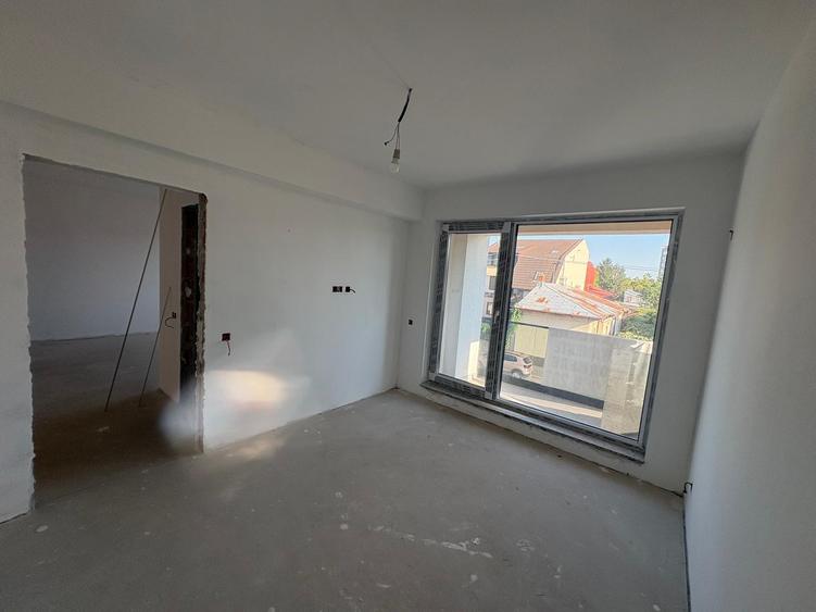 Apartament 2 Camere | 1 Mai |Piata Mures |Semifinisat |Metrou 6'|etj 1
