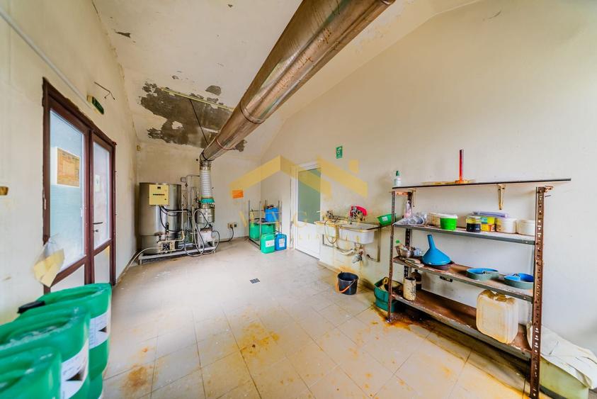 Bloc cu 12 Apartamente si Hala Industriala-Oferta Speciala/Sannicolau