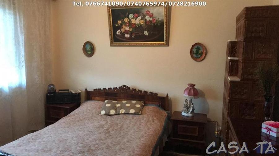 Casa 4 Camere + Teren (6500mp) si Anexe, Turcinesti