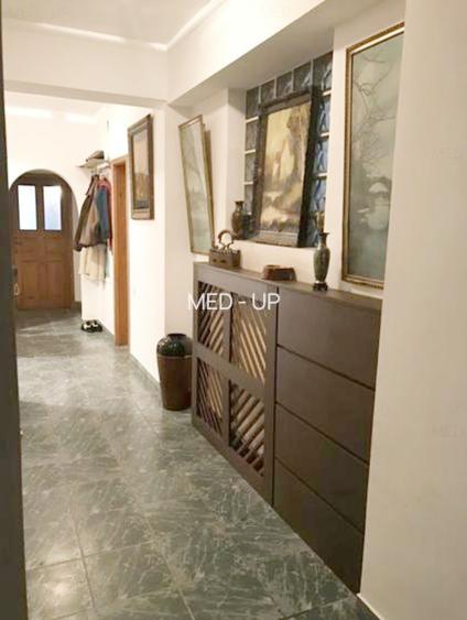 Stefan cel Mare- 5 camere mobilat si utilat,  imobil  1997, 3 locuri parcare - 11