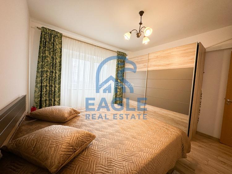 Gara - 2 Camere renovat decomandat cu balcon si vedere spre port - 6