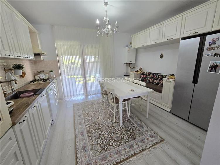 Te muti fara investitii: casa tip duplex si curte amenajata in Valea Lupului - 2