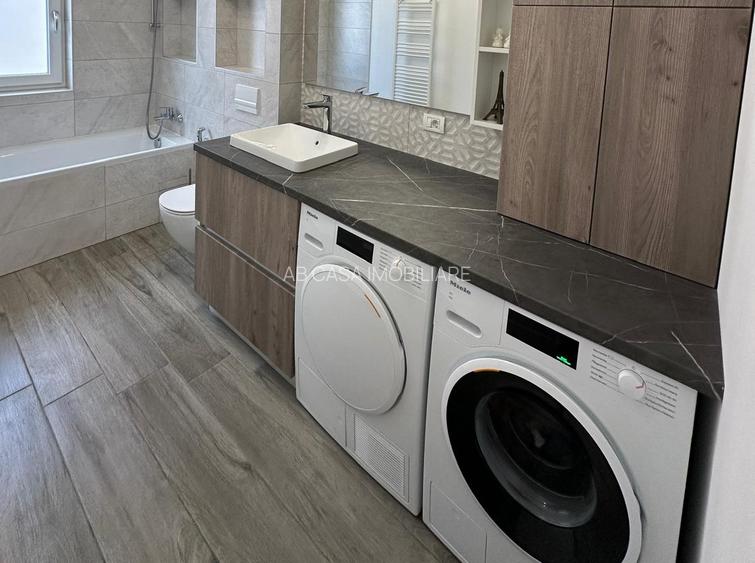 Duplex superb, P+E, 120 mp, 5 camere, 3 băi, bine poziționat, Giroc, comision 0% - 21