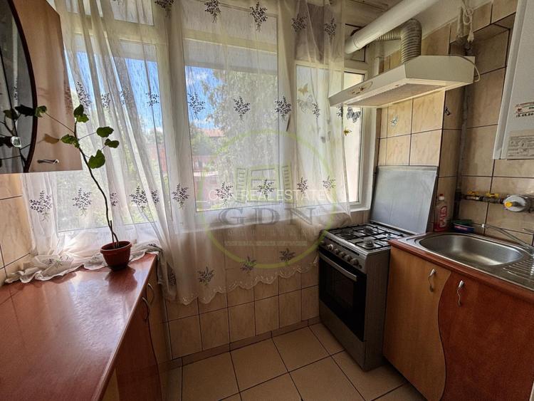 Apartament 2 camere, decomandat, 53mp, Cartier Cornitoiu, Zona Unitatea Militara - 5