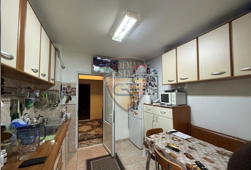 4 camere, Poarta 6, Etaj 2/4, mobilat si utilat, centrala gaz, A/C, 66.5mp, balc - 7