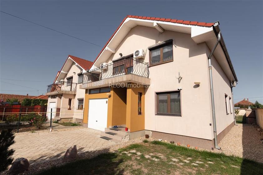 Casa P+M cu 4 camere+living+loc de luat masa in Santion - 41