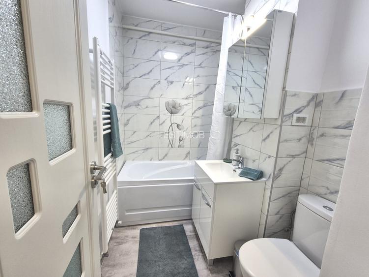 Inchiriere Garsoniera cocheta zona Coresi Tractorul - 24