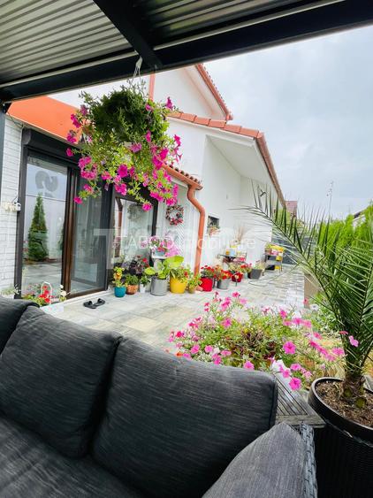 Casa moderna in Selimbar, 4 camere, renovata si gata de mutare - 18