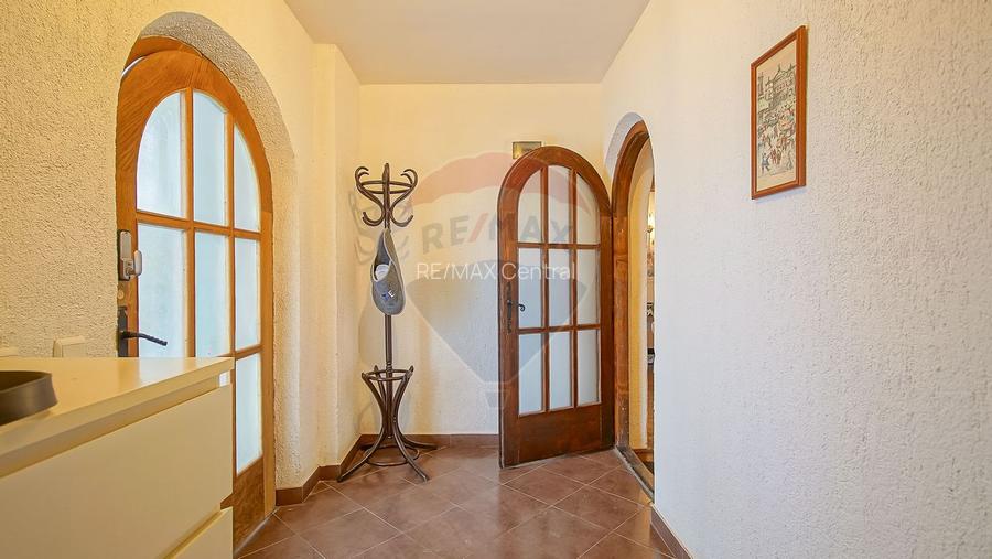 Vilă istorică, proiectată de arhitectul Emil Nădejde în Timișu de Sus - 30