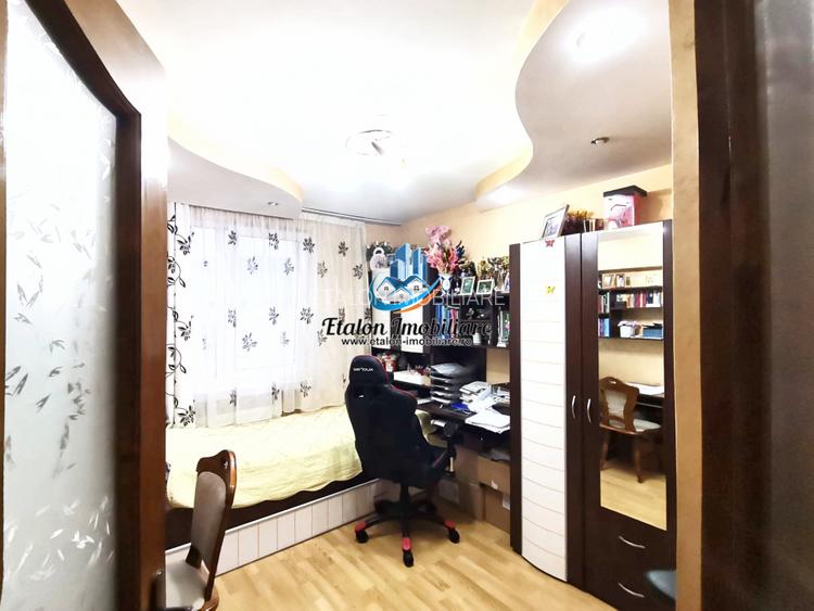 Apartament 3 camere decomandat, zona Spital Piatra Neamt - 7