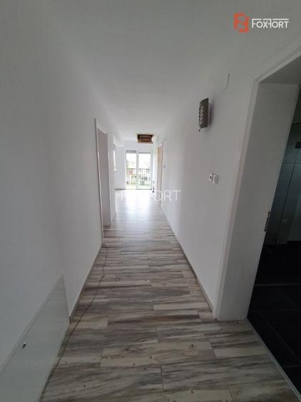 Vila cu 5 camere, 236 mp, teren 5805 mp, gaz, Brestea - Denta  - 30