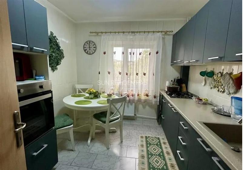 Piata Sudului - Delta Vacaresti- bloc 1986 - 4