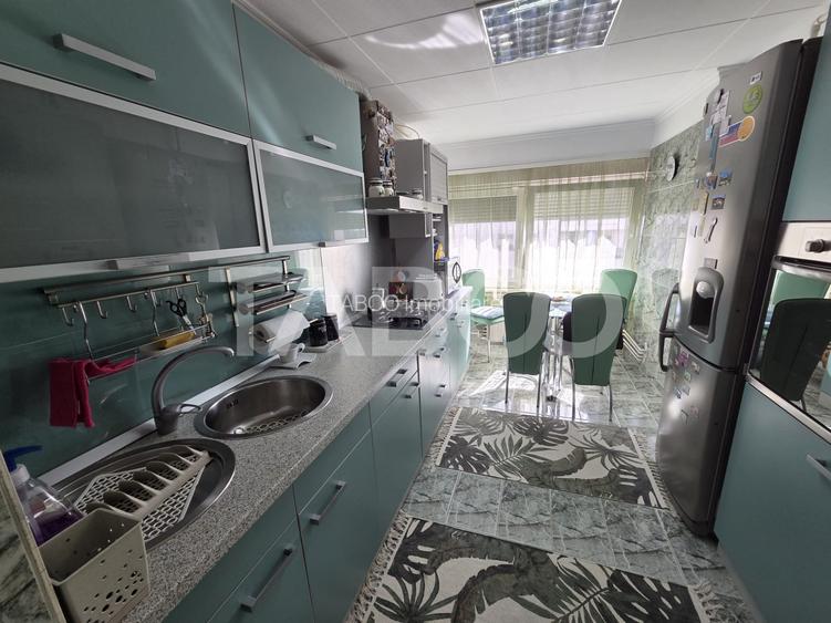 Apartament 4 camere zona centrala 98 mp cu scara interioara renovat - 9