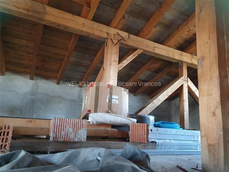 Vila in Gugesti P+M, cu 1000 mp teren intravilan - 8