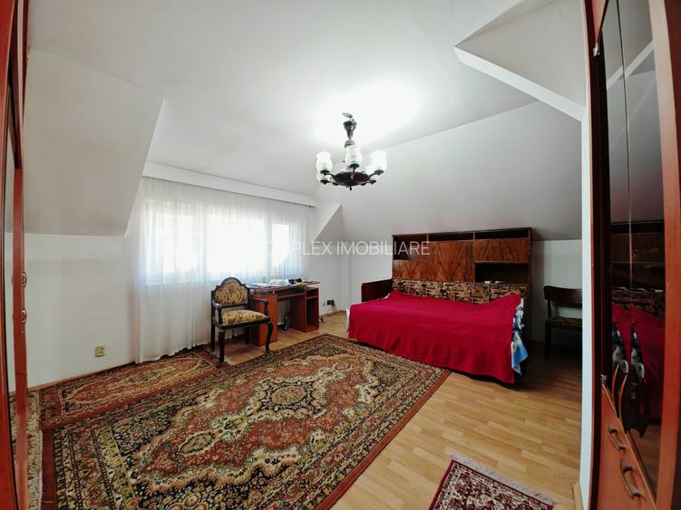 Fundeni | Str.Cuprului | Apartament in vila la etajul2  | curte comuna | parcare - 18