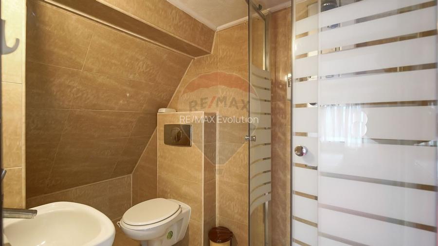 Hotel / Pensiune cu 14 camere/strada Tomis - 32