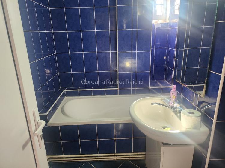 De vanzare apartament cu 4 camere in Sannicolau Mare jud Timis - 3
