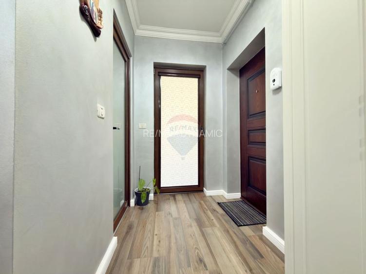 Apartament modern de vânzare, etaj 1, balcon închis, parcare privată - 10