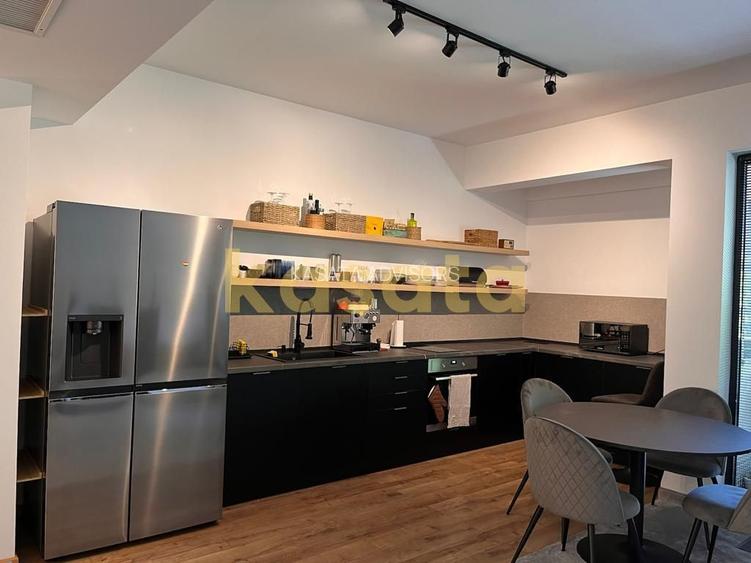 2 Camere de vânzare | mobilat și  utilat | Unirii | renovat 2023 - 6