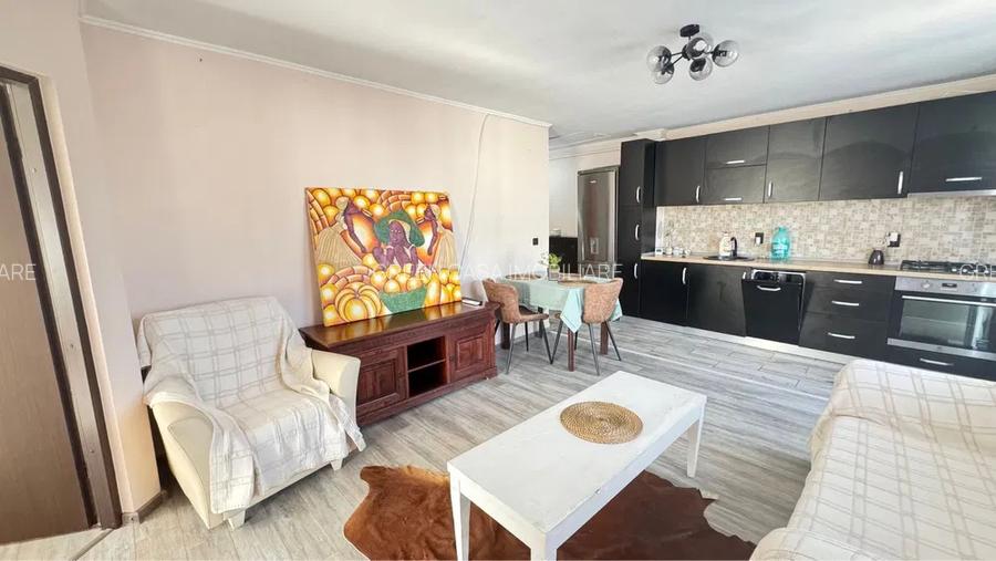 Apartament 3 camere de 55 mp plus 2 parcari  zona Terra Floresti - 2