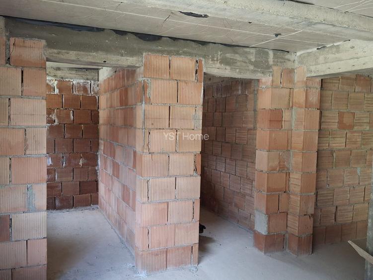 Casa la rosu– teren 706 mp – Gura Raului – vedere panoramica - 3