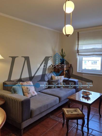 Apartament 3 camere zona Tolstoi etaj 3 - 4