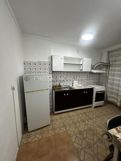 Apartament 3 camere Titan, vis-a-vis metrou, parcare, 2 băi - 11