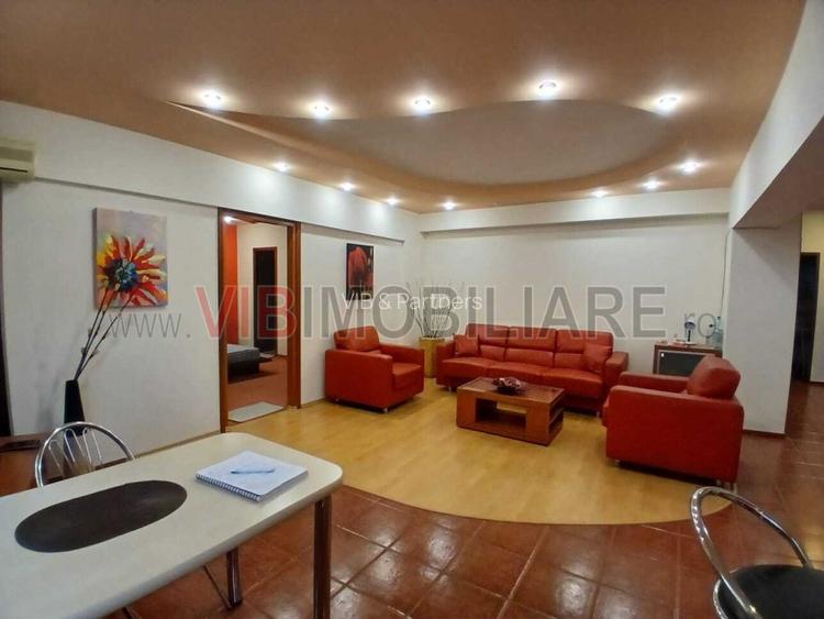 Universitate - apartament 3 camere 110mp -3 bai -lmobil 1970 - 2