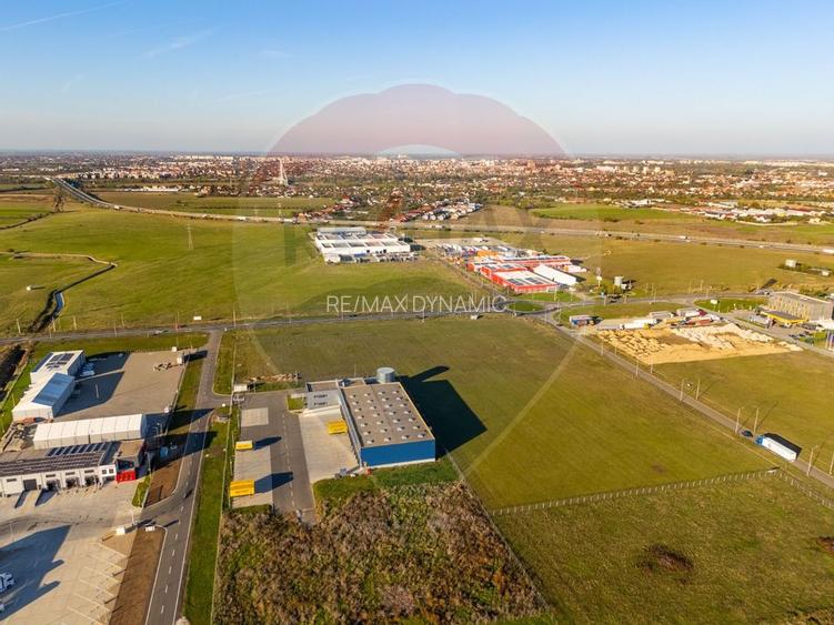 Teren 10,000mp Arad / DJ 682 - 5