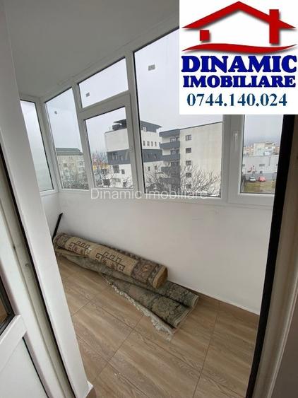 Apartament 2 camere, etaj 3, central, 300 euro/lunar. - 9