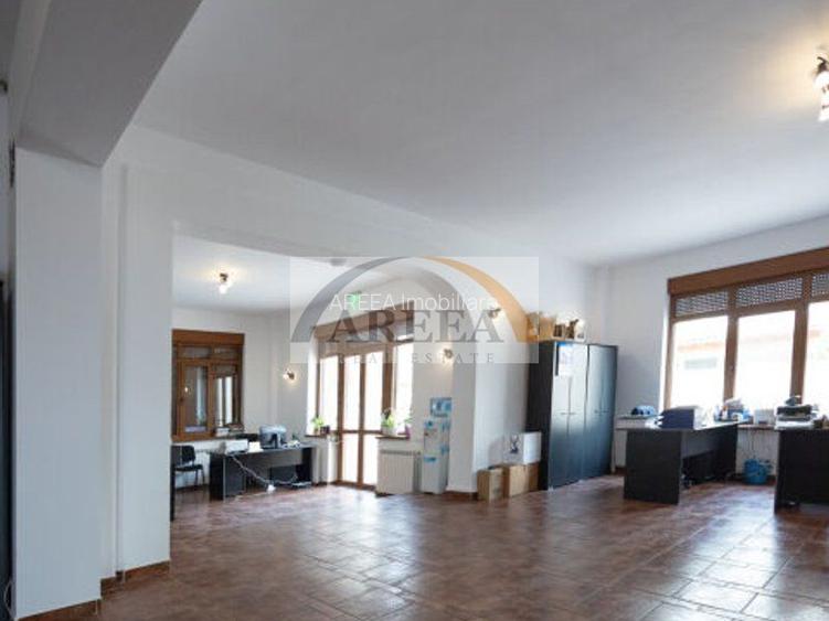 Vila cu 750 mp utili si teren de 1.480 mp in Erou Iancu Nicolae - 13