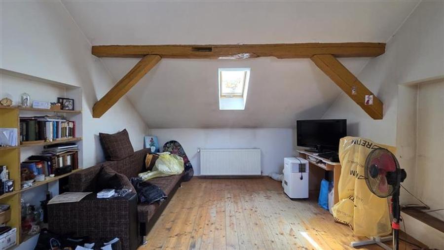 COMISION 0% CASA VECHE CU TEREN STR PREYER IOSEFIN