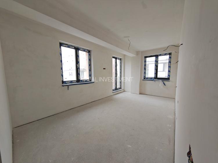 Apartament 3 camere 2 bai la cheie loc de parcare Tomis Plus - 11