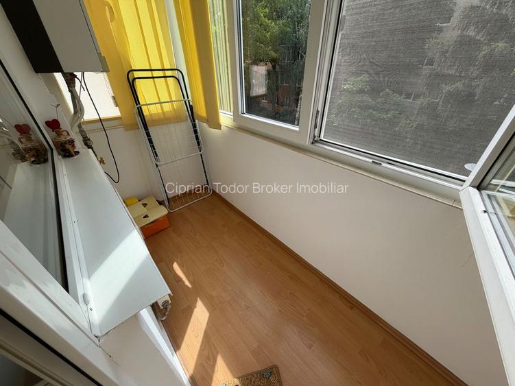 Apartament 2 camere de inchiriat, etaj 2 - zona Cetate - 8