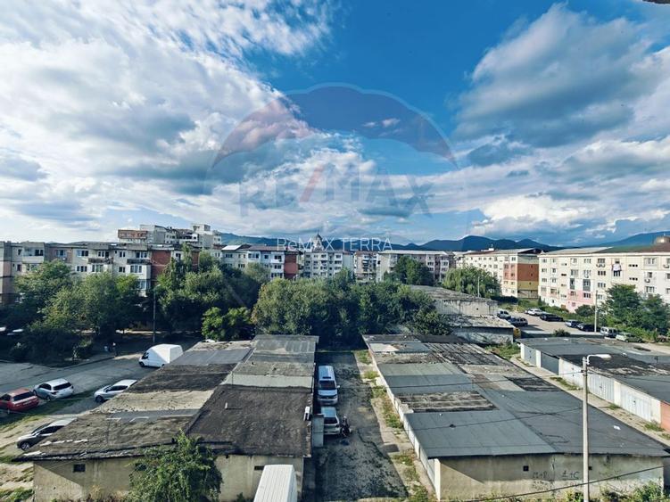 Apartament cu 2 camere de vânzare - 18