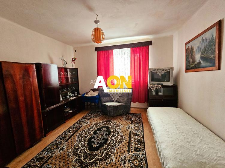 Casă traditională, 3 camere, 1766 mp teren, la asfalt, Vintu de Jos - 8