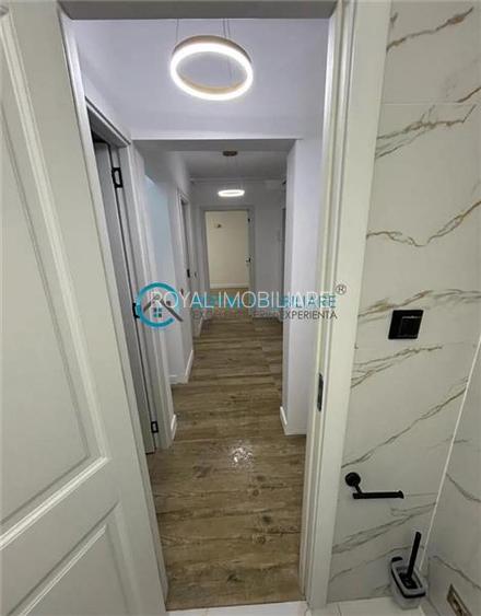 Royal Imobiliare - Vanzare apartament 2 camere zona 9 Mai - 3