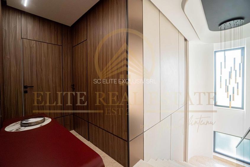 Kamsas/Compozitori - Resedinta creata pentru perfectiune - 22