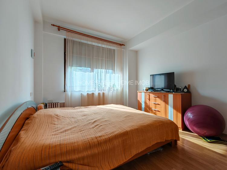 Apartament 2 cam luminos la 8 min metrou Pacii bloc Boutique 2007 Comision 0 - 3
