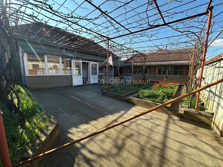 BOCSA Romana, Casa Cocheta cu Gradina - 3