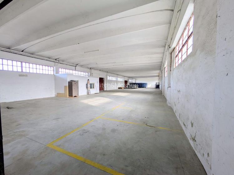 Hala + Platforma betonata - Zona de sud - Comision 0% - 4